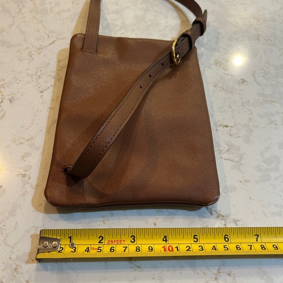 Ralph Lauren Lined Zippered Bag In Brown - Picture 8 of 11